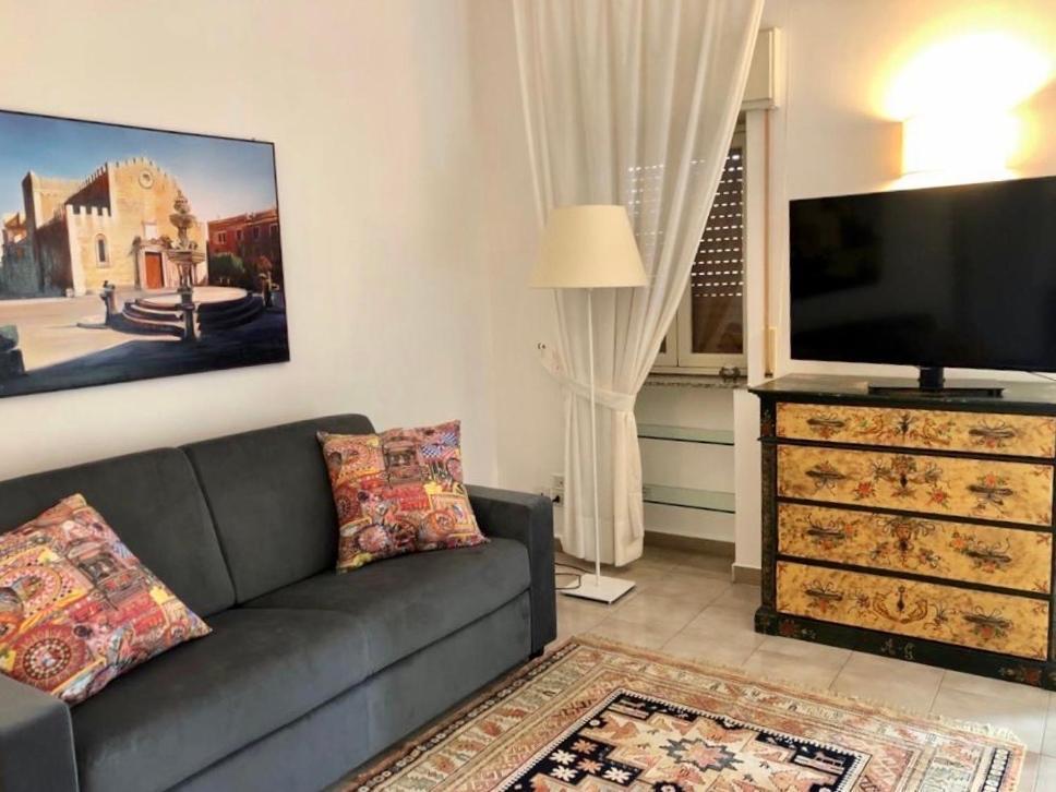 Casa Cariddi Boutique Apartment Taormina Exterior photo